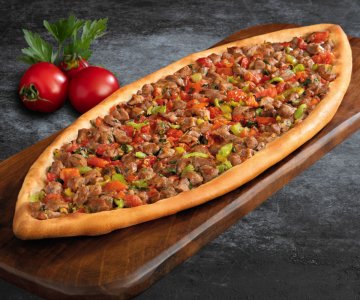 Kuşbaşılı Pide